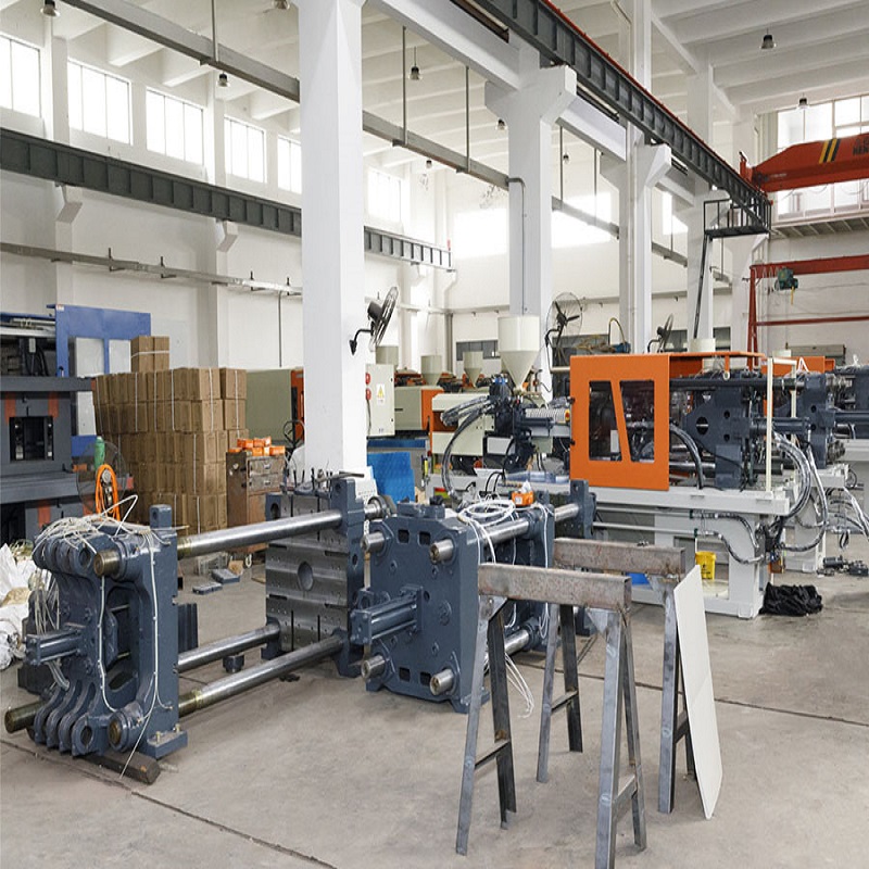What Are the Different Types of Plastic Injection Machines?